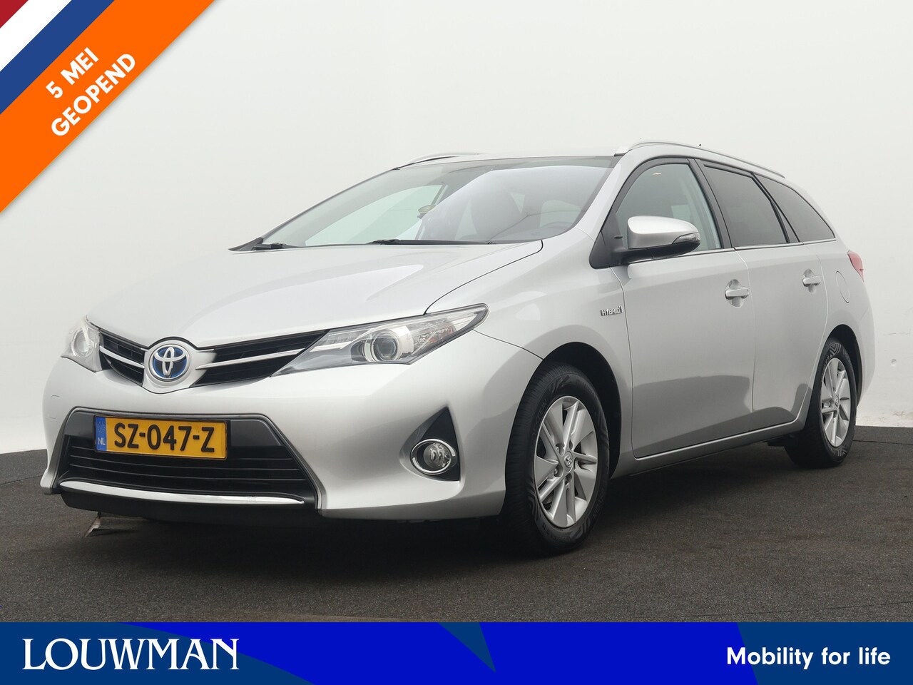 Toyota Auris Touring Sports - 1.8 Hybrid Aspiration Limited | Metaallak | Navi | - AutoWereld.nl