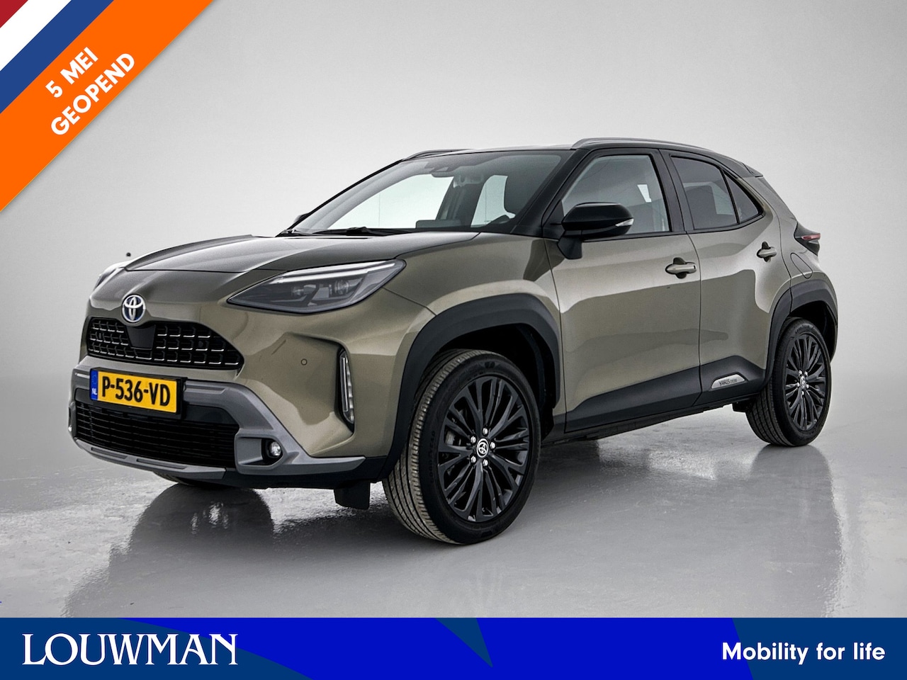 Toyota Yaris Cross - 1.5 Hybrid Adventure | Elektrische Achterklep | Dodehoek Signalering | Stoel en Stuur-verw - AutoWereld.nl