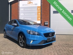 Volvo V40 - 1.6 T4 R-Design PANORAMA/NAVI/ECC/LM