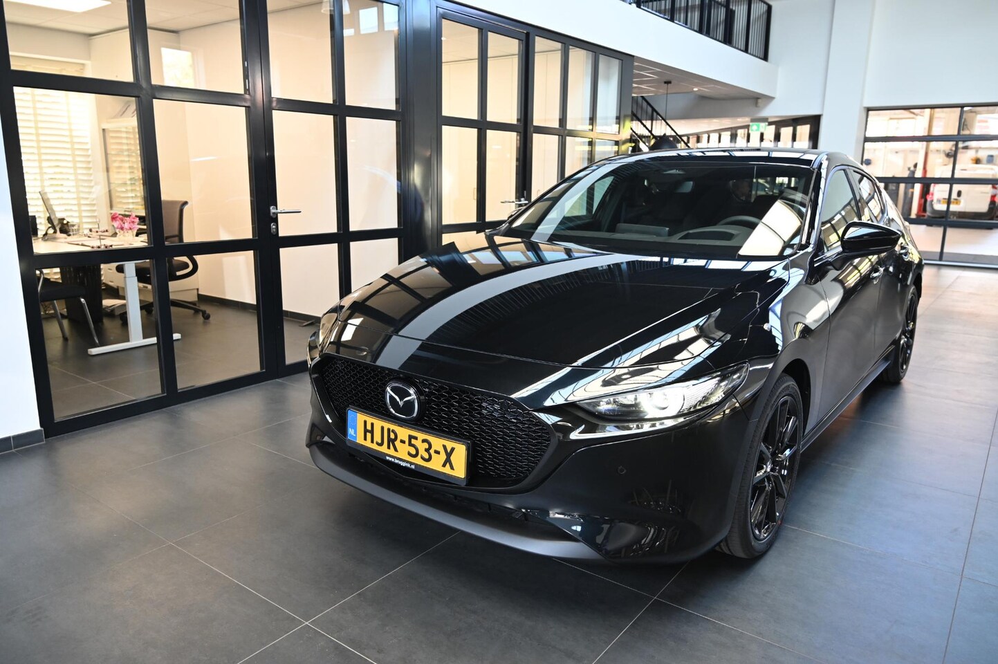 Mazda 3 - e-SkyActiv-X 186 6MT Exclusive-line *Actie: nu met €3.000.- kentekenvoordeel* - AutoWereld.nl