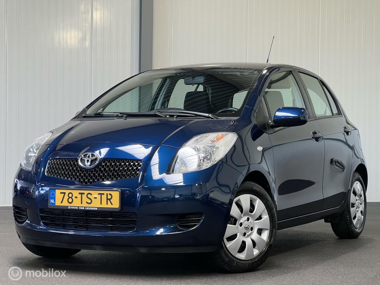 Toyota Yaris - 1.3 VVTi Sol [ NAP trekh dealer OH ] - AutoWereld.nl
