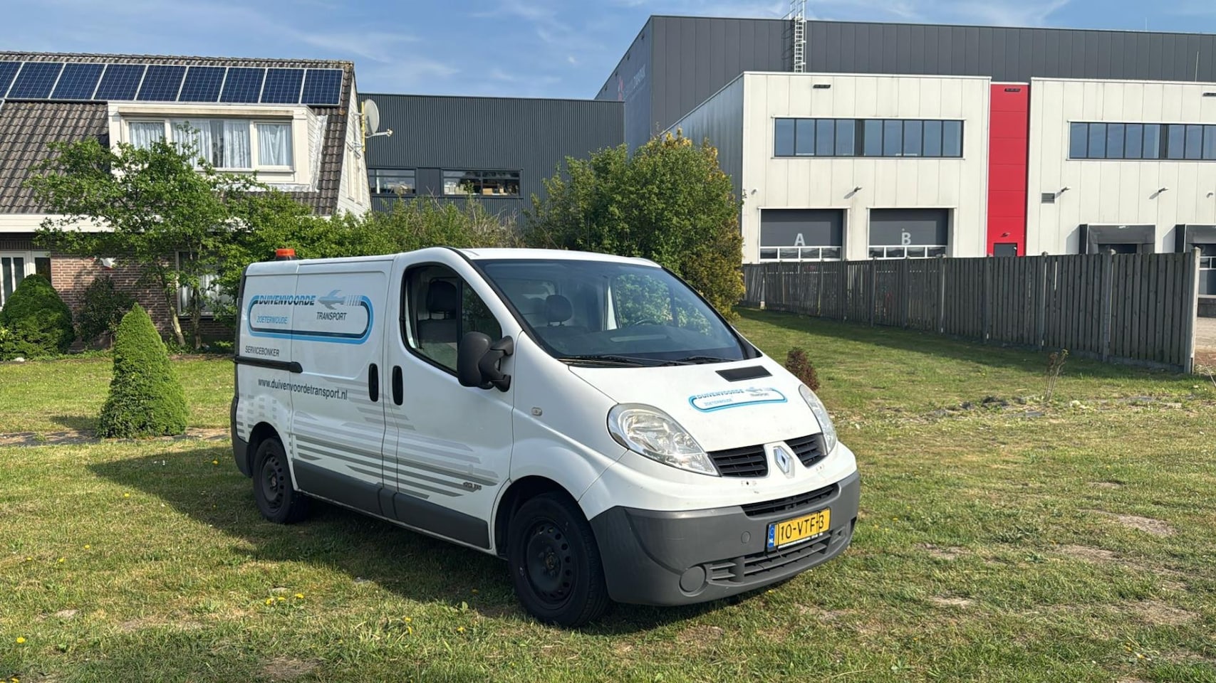 Renault Trafic - 2.0 dCi T27 L1H1 Générique 208.000 NAP Wit 2008 - AutoWereld.nl