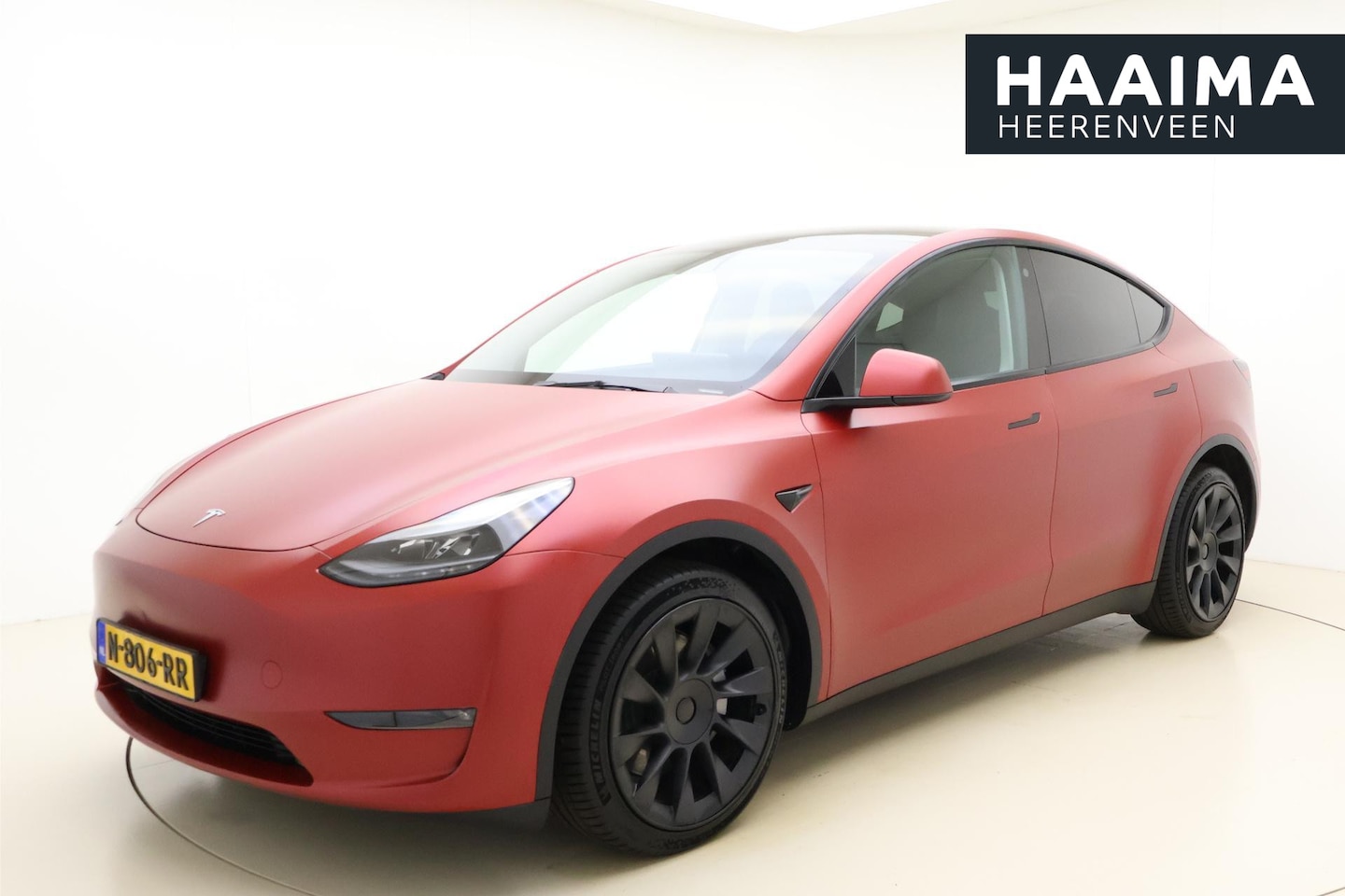 Tesla Model Y - Long Range AWD 75 kWh | Navigatie | Panoramadak | Stoel- en achterbankverwarming | 20" vel - AutoWereld.nl