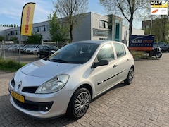 Renault Clio - 1.2-16V Special Line - AIRCO - 5 DEURS - NAP