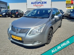 Toyota Avensis Wagon - 1.8 VVTi Dynamic ruime betrouwbare in Nederland nieuw geleverde auto met trekhaak