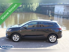 Opel Grandland X - 1.2 Turbo Business Executive Automaat