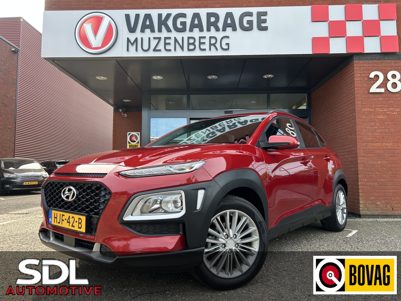 Hyundai Kona - 1.0 T-GDI Fashion // NAVI // CLIMA // CAMERA // CARPLAY + ANDROID AUTO // TREKHAAK!! - AutoWereld.nl