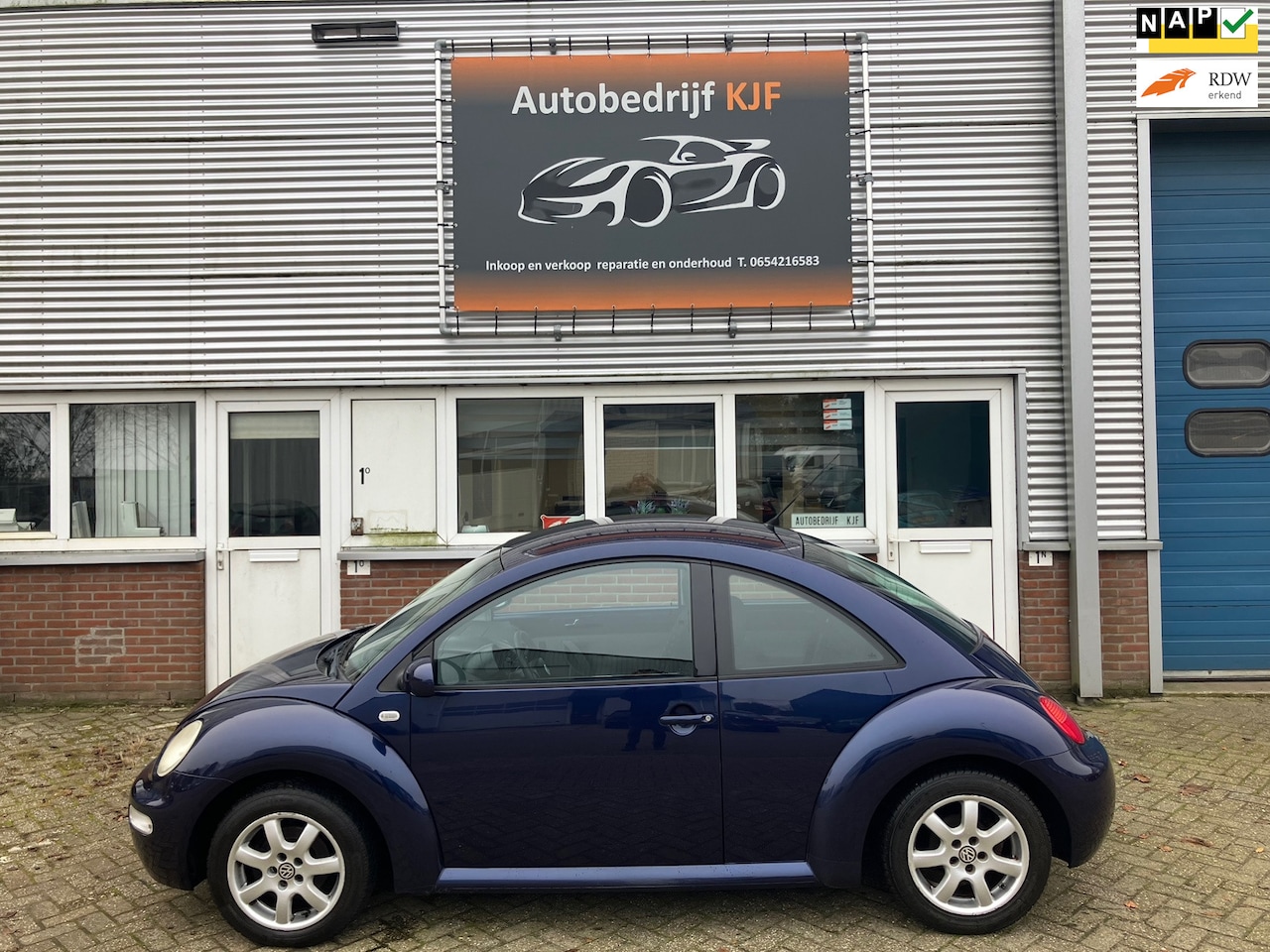 Volkswagen New Beetle - 1.6 Airco Cruisse - AutoWereld.nl