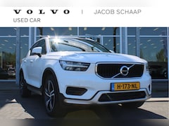 Volvo XC40 - 1.5 T5 Twin Engine Momentum Pro | Trekhaak | Adapt. Cruise | Verw. Voorstoelen | H&K Audio