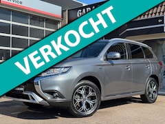 Mitsubishi Outlander - 2.4 PHEV Intense+ | Xenon | Camera | Cruise | Climate | Pdc | Isofix | Full-option's