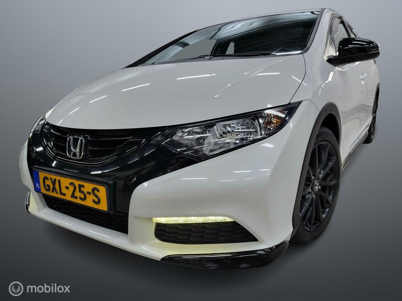 Honda Civic - 1.4 Vtec, Comfort, Black edition, Clima, Cruise - AutoWereld.nl