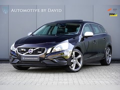 Volvo V60 - 2.0 T5 239 pk R-DESIGN AUTOMAAT / TREKHAAK / SCHUIFDAK / ADAPTIEVE CRUISE CONTROL / LEDER
