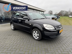 Kia Rio - 1.4 L
