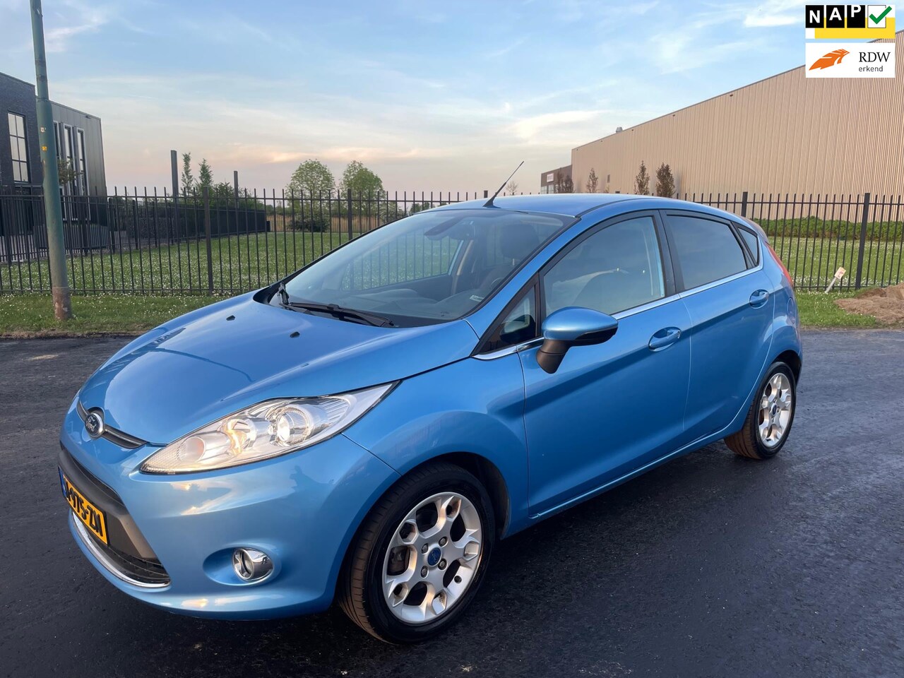 Ford Fiesta - 1.25 Titanium 82pk Bluetooth Clima Bj 2011 5drs - AutoWereld.nl