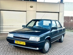 Renault 9 - R 9 Automatic 128.631 km