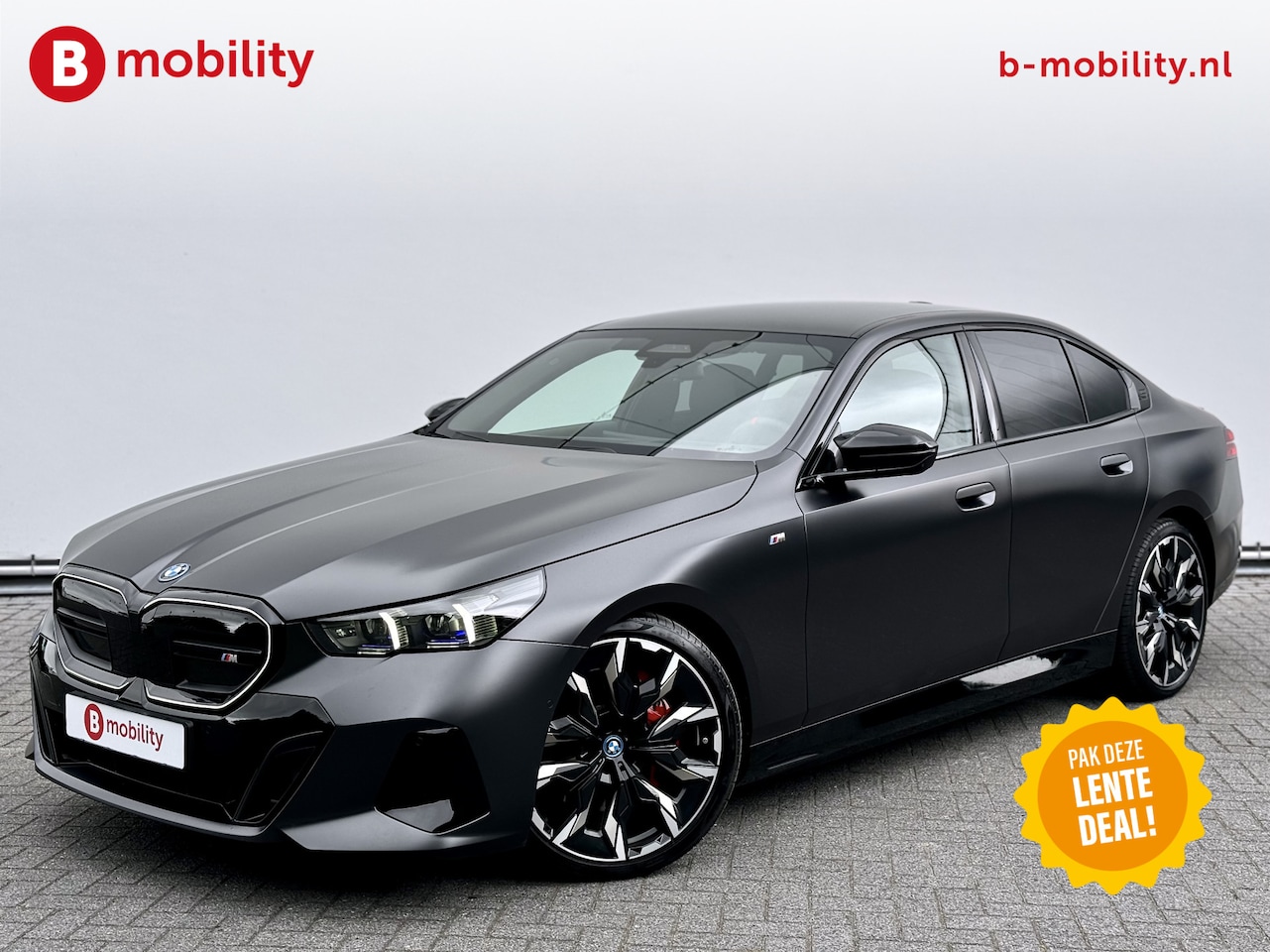 BMW i5 - M60 xDrive M Sportpakket Pro Nw.prijs €135.592,- Trekhaak | Glazen Panoramadak | Driving A - AutoWereld.nl