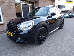 MINI Countryman - 1.5 Cooper Automaat / Navi / Panoramadak / Clima / Soelverwarming