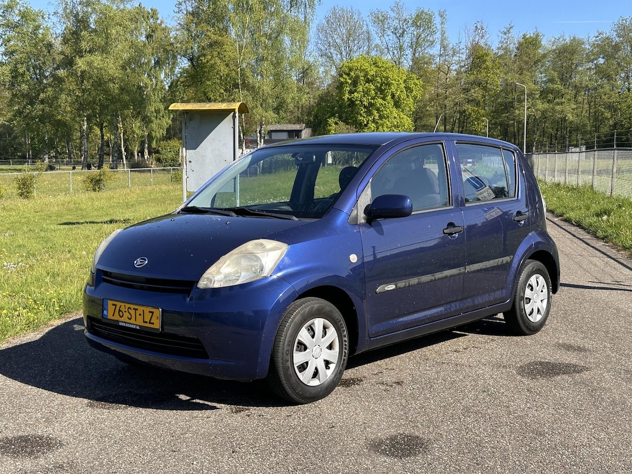 Daihatsu Sirion 2 - 1.0-12V Trend | Zuinig & Betrouwbaar | Nieuwe APK! - AutoWereld.nl