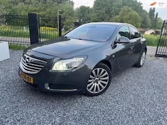 Opel Insignia - 2.0 T Edition / stoelverwarming / carplay /Automaat /Parkeer sensor /