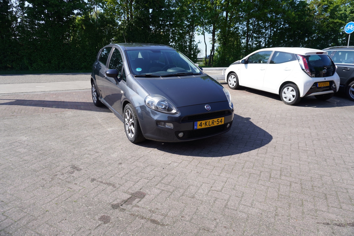 Fiat Punto Evo - 0.9 TwinAir Easy TREKHAAK CRUISE AIRCO - AutoWereld.nl