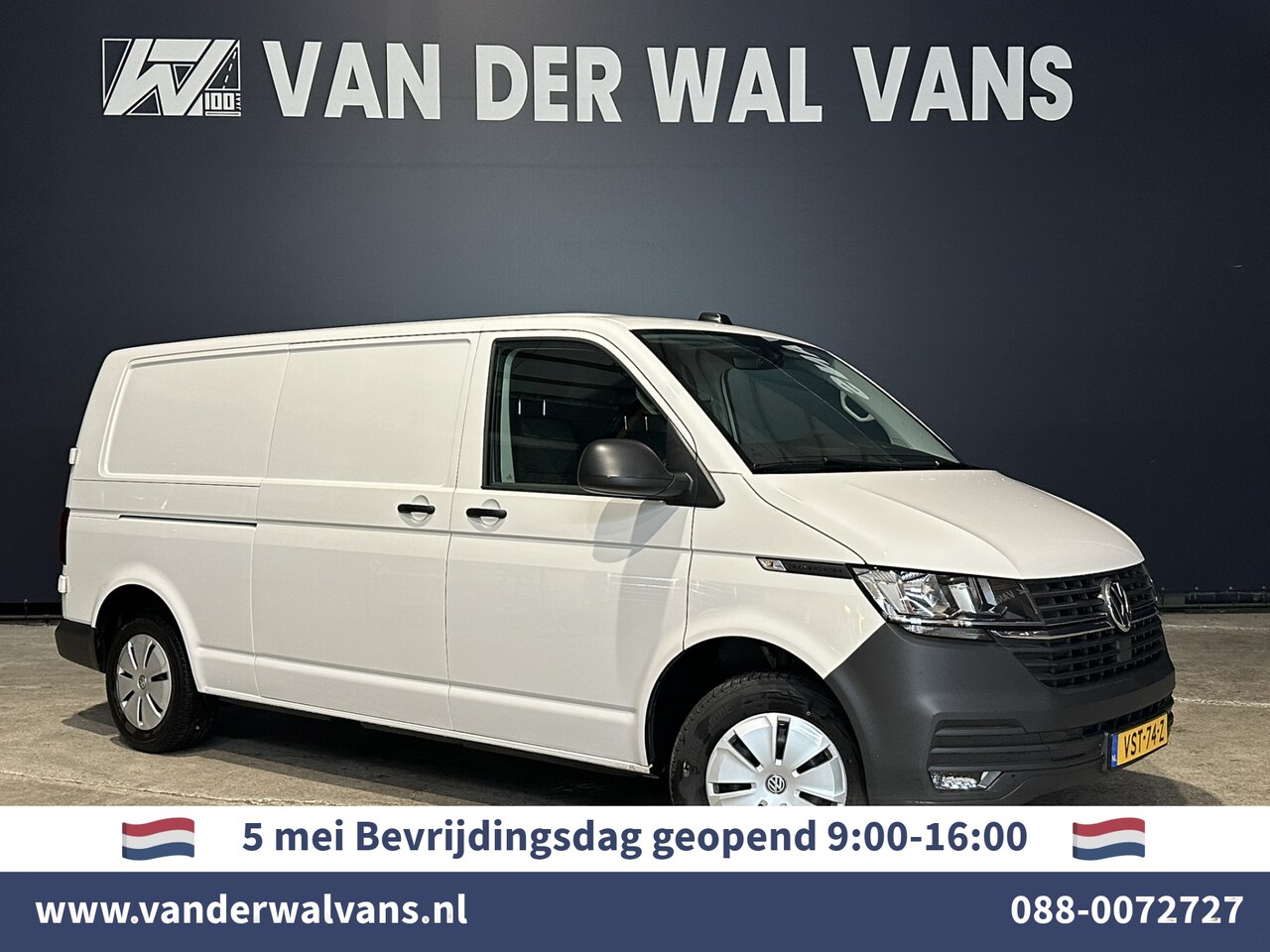 Volkswagen Transporter - 2.0 TDI 150pk L2H1 Euro6 Airco | Trekhaak | Apple Carplay | Android Auto Parkeersensoren, - AutoWereld.nl