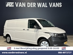 Volkswagen Transporter - 2.0 TDI 150pk L2H1 Euro6 Airco | Trekhaak | Apple Carplay | Android Auto Parkeersensoren,