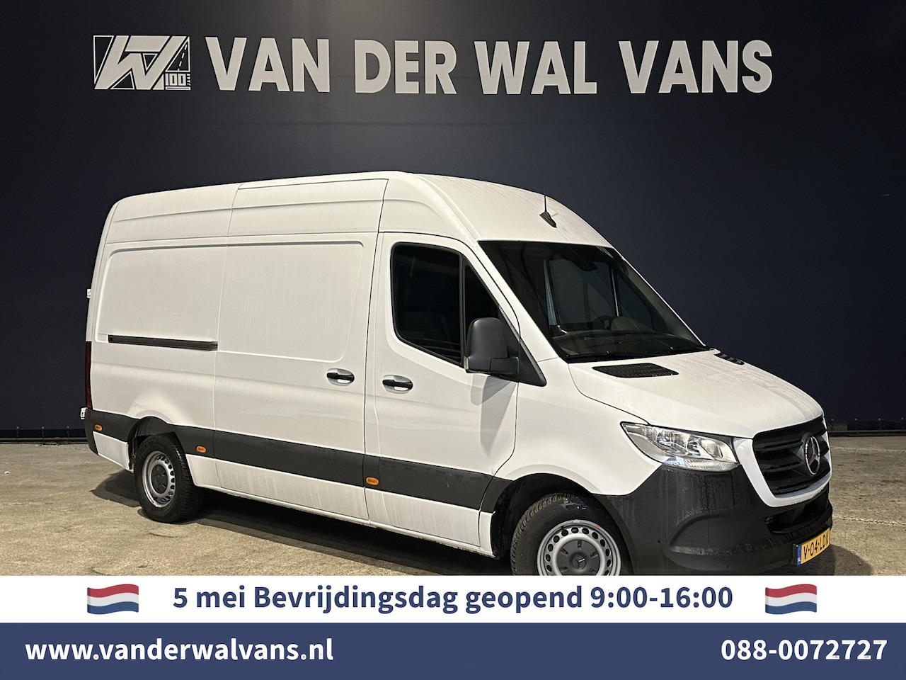 Mercedes-Benz Sprinter - 317 CDI 170pk 9G-Tronic Automaat L2H2 Fabrieksgarantie Euro6 Airco | Camera | Navigatie Cr - AutoWereld.nl