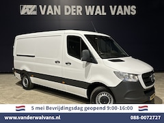 Mercedes-Benz Sprinter - 317 CDI 170pk 9G-Tronic Automaat 3500kg Trekhaak L2H1 Euro6 | Airco | 2x zijdeur | Navigat