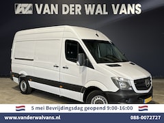 Mercedes-Benz Sprinter - 316 CDI 164pk L2H2 Euro6 Airco | 2800kg trekhaak | Camera | Cruisecontrol Parkeersensoren,