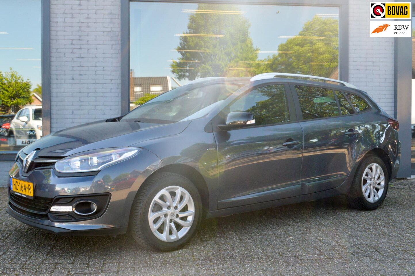 Renault Mégane Estate - 1.2 TCe Limited | Navi | clima | cruise - AutoWereld.nl
