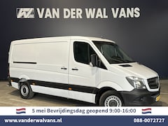 Mercedes-Benz Sprinter - 316 CDI 164pk L2H1 Euro6 Airco | 2800kg trekhaak | Navigatie | Cruisecontrol Parkeersensor