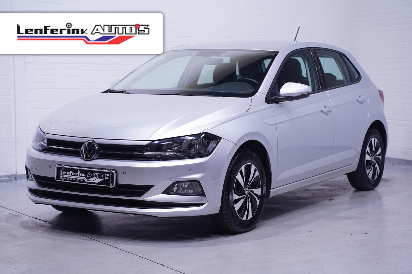 Volkswagen Polo - 1.0 TSI Highline navigatie DAB APP Connect PDC v+a LMV cruise-controle elektrisch-pack lic - AutoWereld.nl
