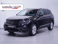 Volkswagen Tiguan Allspace - 1.5 TSI Life 7p. Winterpakket Navi PDC v+a 7-Zits Wegklapbare trekhaak