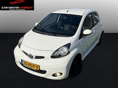 Toyota Aygo - 1.0-12V Dynamic NAVI AIRCO 5DRS