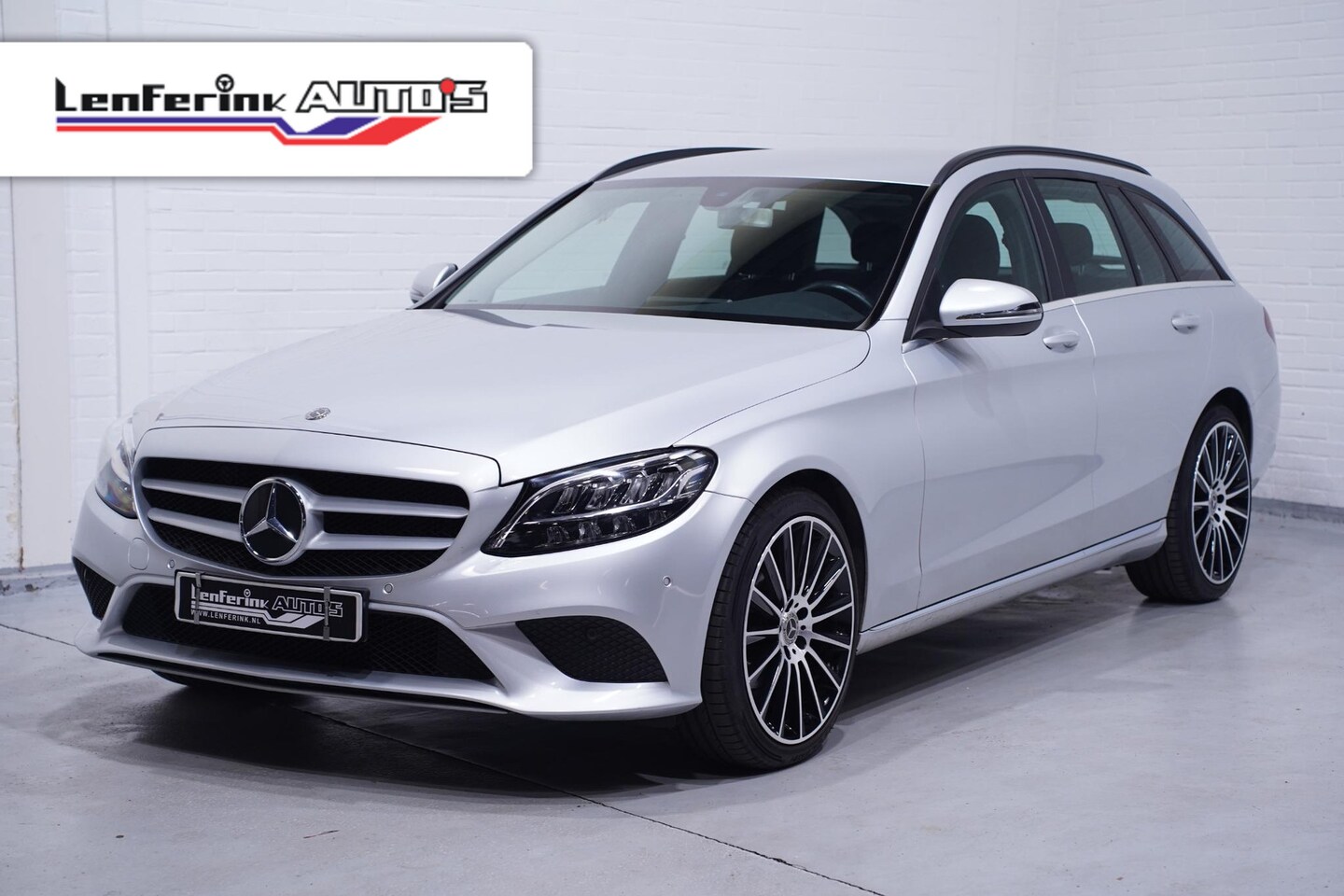 Mercedes-Benz C-klasse - C 180 CDi Business Line Navi Sportstoelen Led koplampen 19-Inch Clima Stoelverwarming Came - AutoWereld.nl