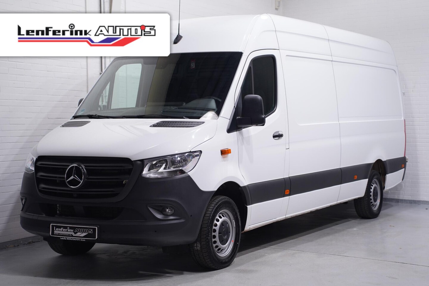 Mercedes-Benz Sprinter - 315 CDI 150 pk L3H2 Navi, BPM Vrij, 360 Camera PDC V+A, Cruise Control, Apple Carplay, Ops - AutoWereld.nl