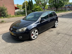 Volkswagen Golf - 1.4 TSI Highline 5drs Airco Cruise Black Magic