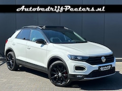Volkswagen T-Roc - 2.0 TSI 4M DSG P-dak ACC LED V-Cockpit Carplay Stoelverwarming