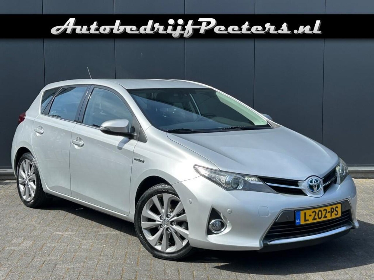 Toyota Auris - 1.8 Hybrid Automaat Navi Camera Cruise Ecc - AutoWereld.nl