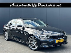 BMW 3-serie - 320e Sport Line Shadow LED Navi Live Cockpit Sfeerlicht NL-auto