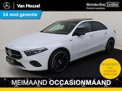 Mercedes-Benz A-klasse - 250 e Luxury Line /Night pakket /19 Inch /Leder /Sfeerverlichting