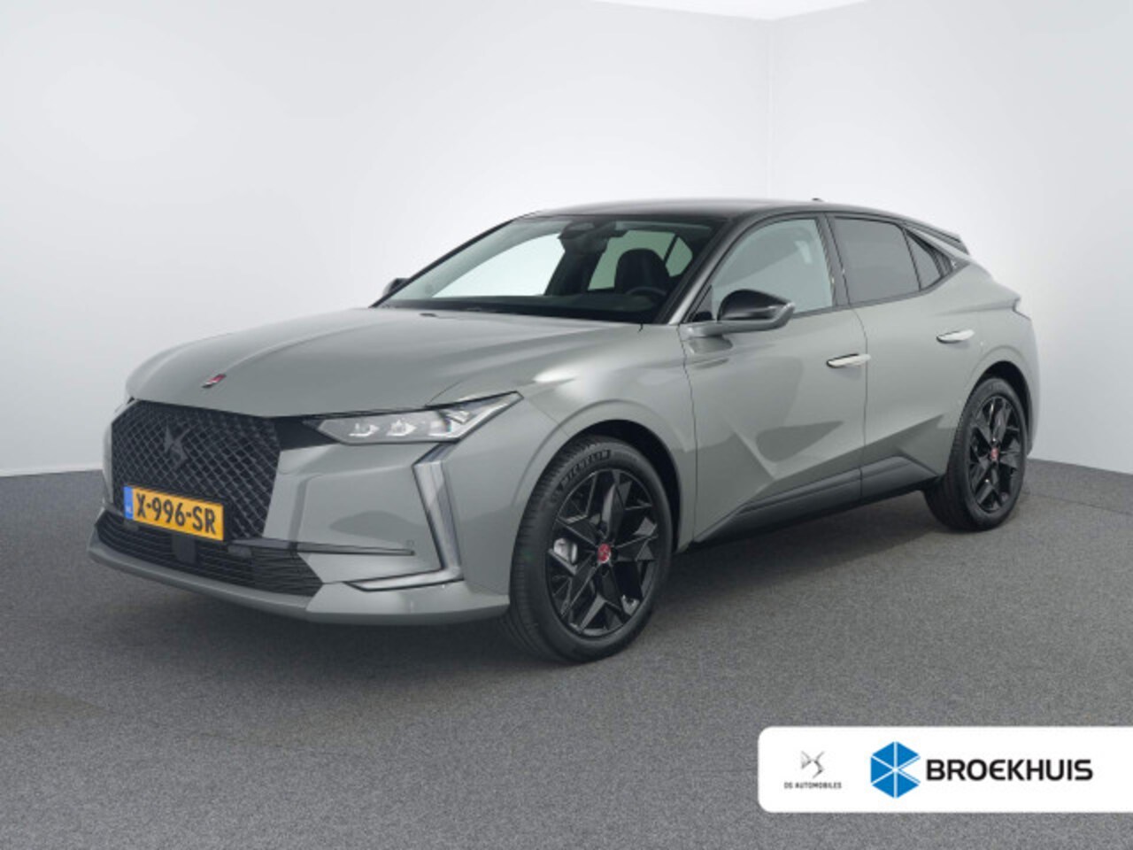 DS 4 - 1.2 PureTech Performance Line+ | Achteruitrijcamera | Apple Carplay/Android Auto | Bestuur - AutoWereld.nl
