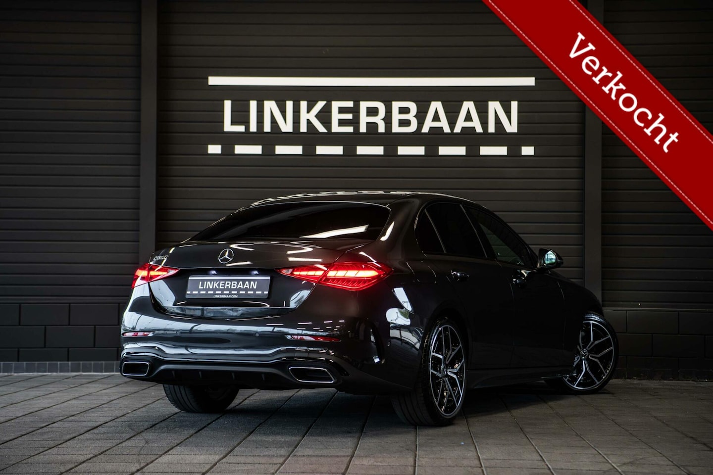 Mercedes-Benz C-klasse - 200 AMG Line | Pano | Burmester | Leder | Carbon | Sfeer | Night | Memory | 19 inch | NL a - AutoWereld.nl