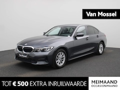 BMW 3-serie - 318I AUTOMAAT | NAVIGATIE | LEDER | LED | PARKEERSENSOREN