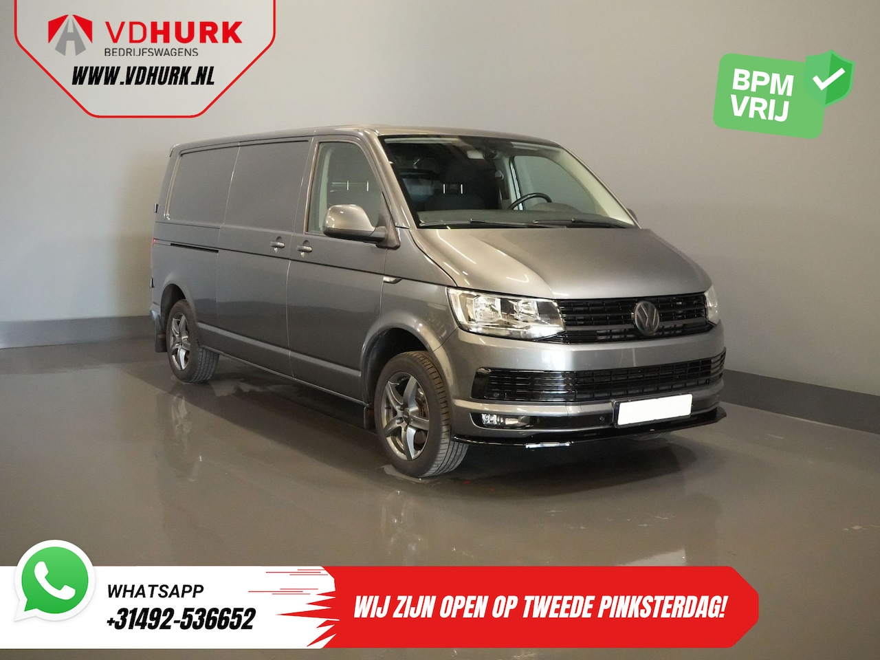Volkswagen Transporter - 2.0 TDI 150 pk DSG Aut. L2 BPM VRIJ! Carplay/ 2.5t Trekverm./ LMV/ Cruise/ Navi/ Trekhaak - AutoWereld.nl