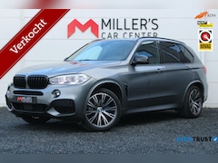 BMW X5 - xDrive40e M-SPORT HUD ACC TREKHAAK SFEERVERLICHTING