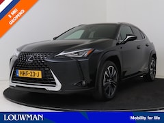 Lexus UX - 250h Preference Line Limited | Stoel & Stuurverwarming | 18" LM Velgen | Apple Carplay & A