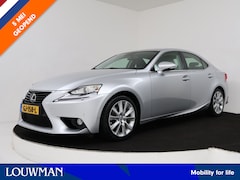 Lexus IS - 300h First Edition | Navigatie | Camera | LM velgen |