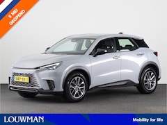 Lexus LBX - 2WD Limited | Voorstoelen verwarmd | Dodehoek detectie | Parkeersensoren achterzijde |