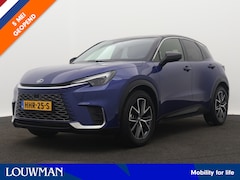 Lexus LBX - 1.5 Hybrid Emotion Limited | Stuur & Stoelverwarming | Lederen Bekleding | Apple Carplay &